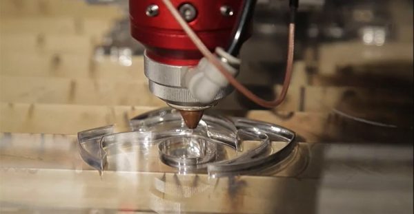 کاربردهای دستگاه برش لیزر